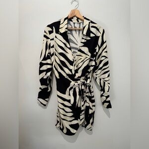 H&M Black Tropical Wrap Dress - Small